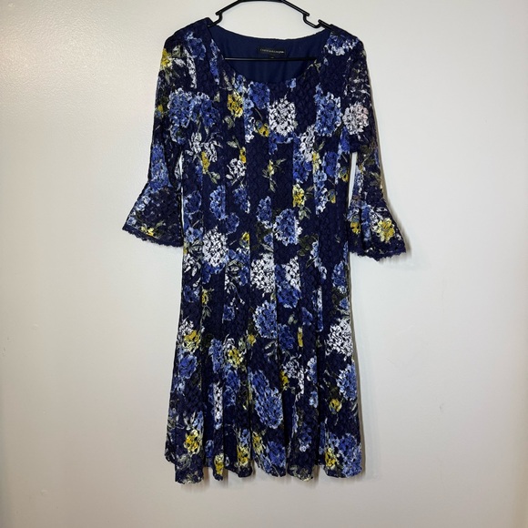 Chris McLaughlin Dresses & Skirts - Chris McLaughlin Navy Floral 3/4 Sleeve Lace Dress